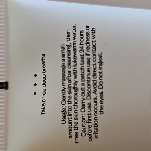 NWT Flanerie Water Lily PHA pore refining exfoliator, 45ml/1.52 fl oz - Picture 3 of 8